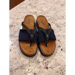 Naot Jennifer Navy Slide Sandals Thongs sz 11